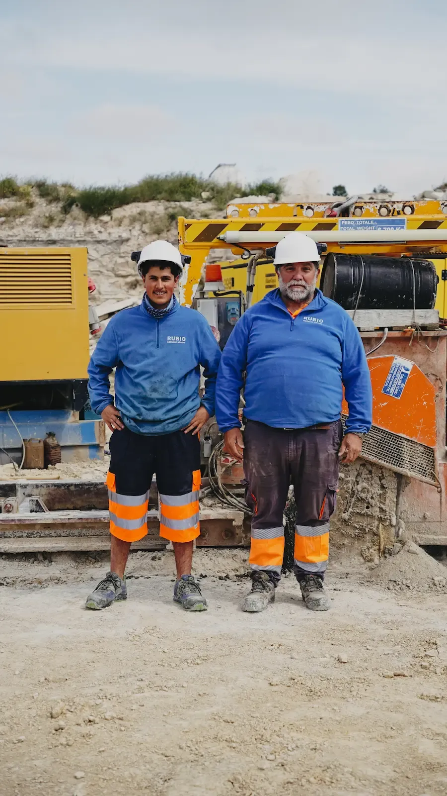 Compromiso humano Rubio Stone